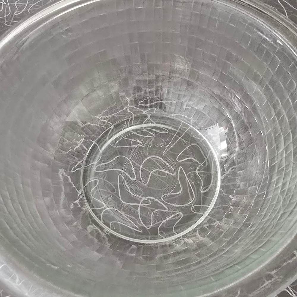 Pyrex 322 Sculpted Glass Mixing Bowl 1QT 950ml Clear Textured Grid MCM USA